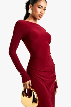 boohoo Asymétrique Robe Maxi Slinky Dos Nu Découpée<Femme Robes À Manches Longues|Robes