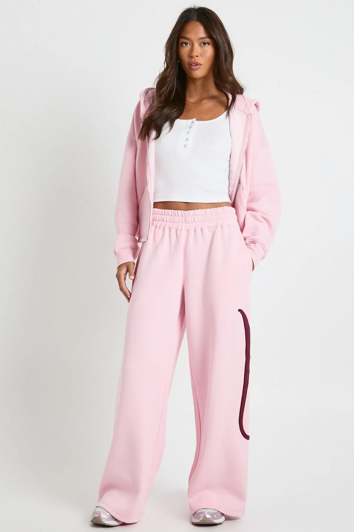 boohoo Ath Archive Sweat à capuche zippé avec appliqué en tissu assorti<Femme Tops D’Automne|Sweats À Capuche Et Sweatshirts