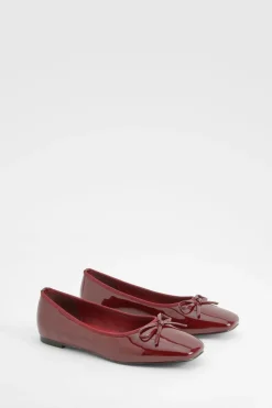 Ballerine à bout carré avec nœud
