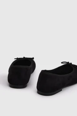 boohoo Ballerines À Bout Carré Coupe Large Avec Détail Nœud< Ballerines|Looks De Rentrée