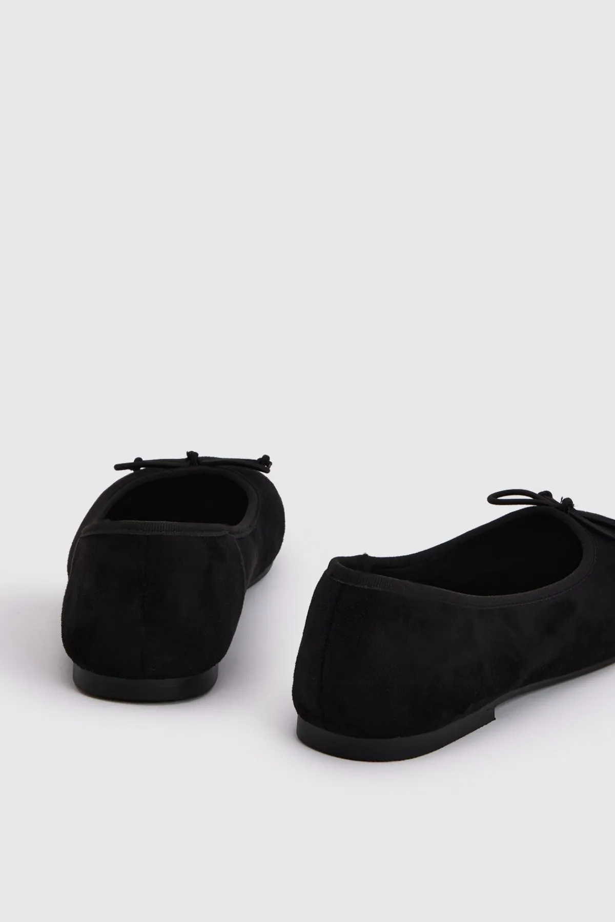 boohoo Ballerines À Bout Carré Coupe Large Avec Détail Nœud< Ballerines|Looks De Rentrée