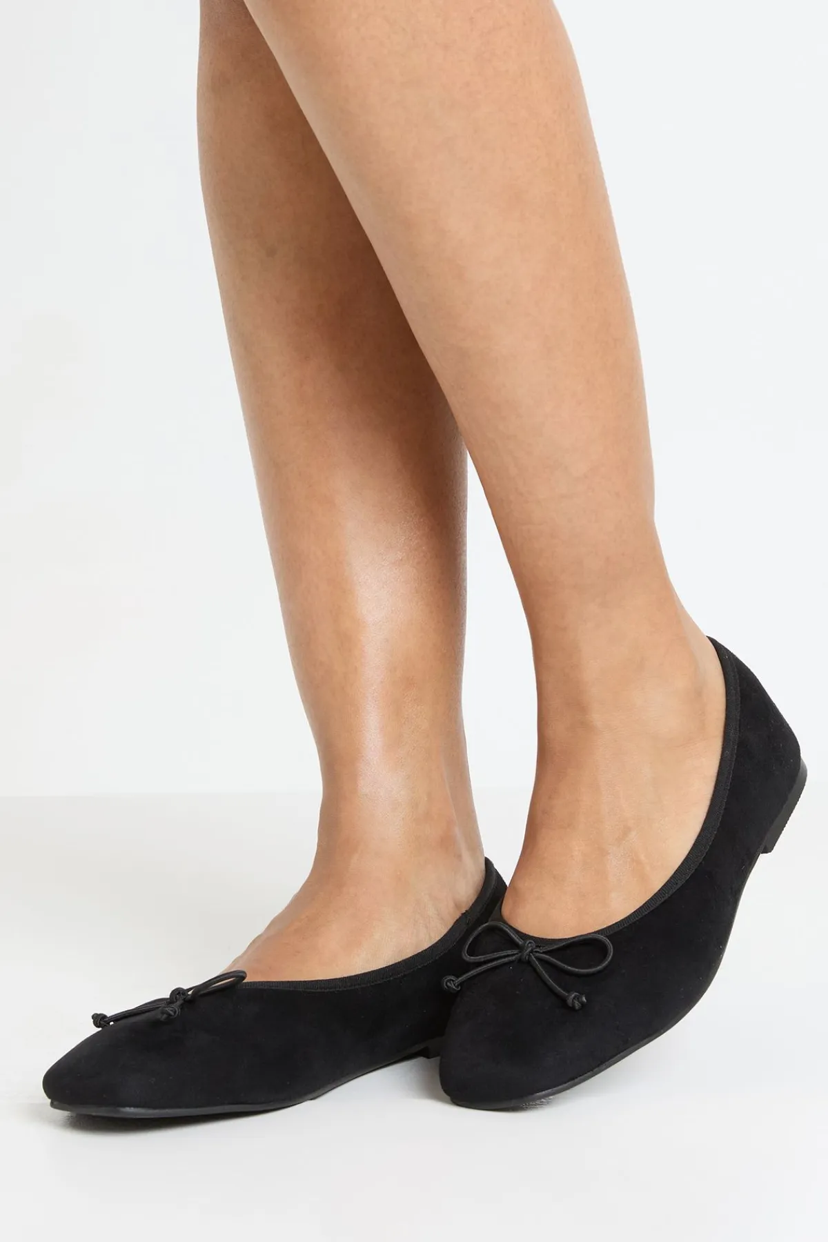 boohoo Ballerines À Bout Carré Coupe Large Avec Détail Nœud< Ballerines|Looks De Rentrée