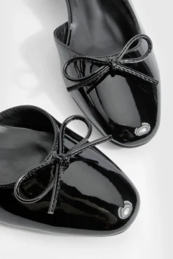 Ballerines à brides au talon compensé bas et nœud