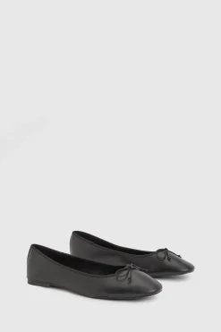 Ballerines Coupe Large Avec Détail Nœud