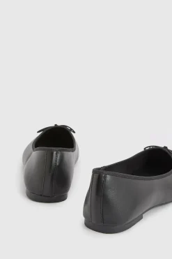 Ballerines Coupe Large Avec Détail Nœud
