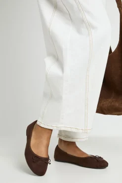boohoo Ballerines Coupe Large À Détail Nœud< Ballerines|Looks De Rentrée