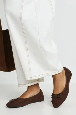boohoo Ballerines Coupe Large À Détail Nœud< Ballerines|Looks De Rentrée