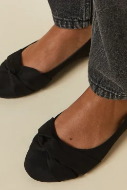 Ballerines Esme Coupe Large à Détail Torsadé Devant