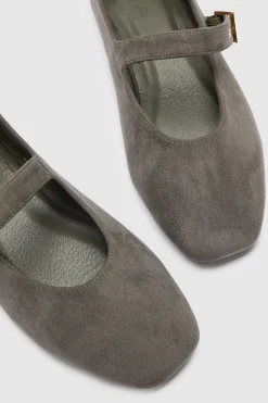 Ballerines Mary Jane Coupe Large Avec Détail Boucle