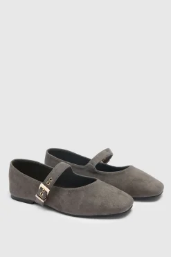 Ballerines Mary Jane Coupe Large Avec Détail Boucle