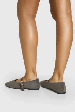 Ballerines Mary Jane Coupe Large Avec Détail Boucle