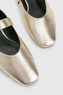 Ballerines Mary Jane à détail de boucle métallique