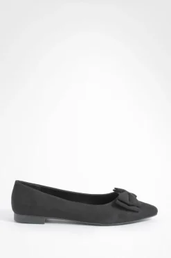 Ballerines plates à bout pointu, large fit en synthétique daim avec détail de nœud