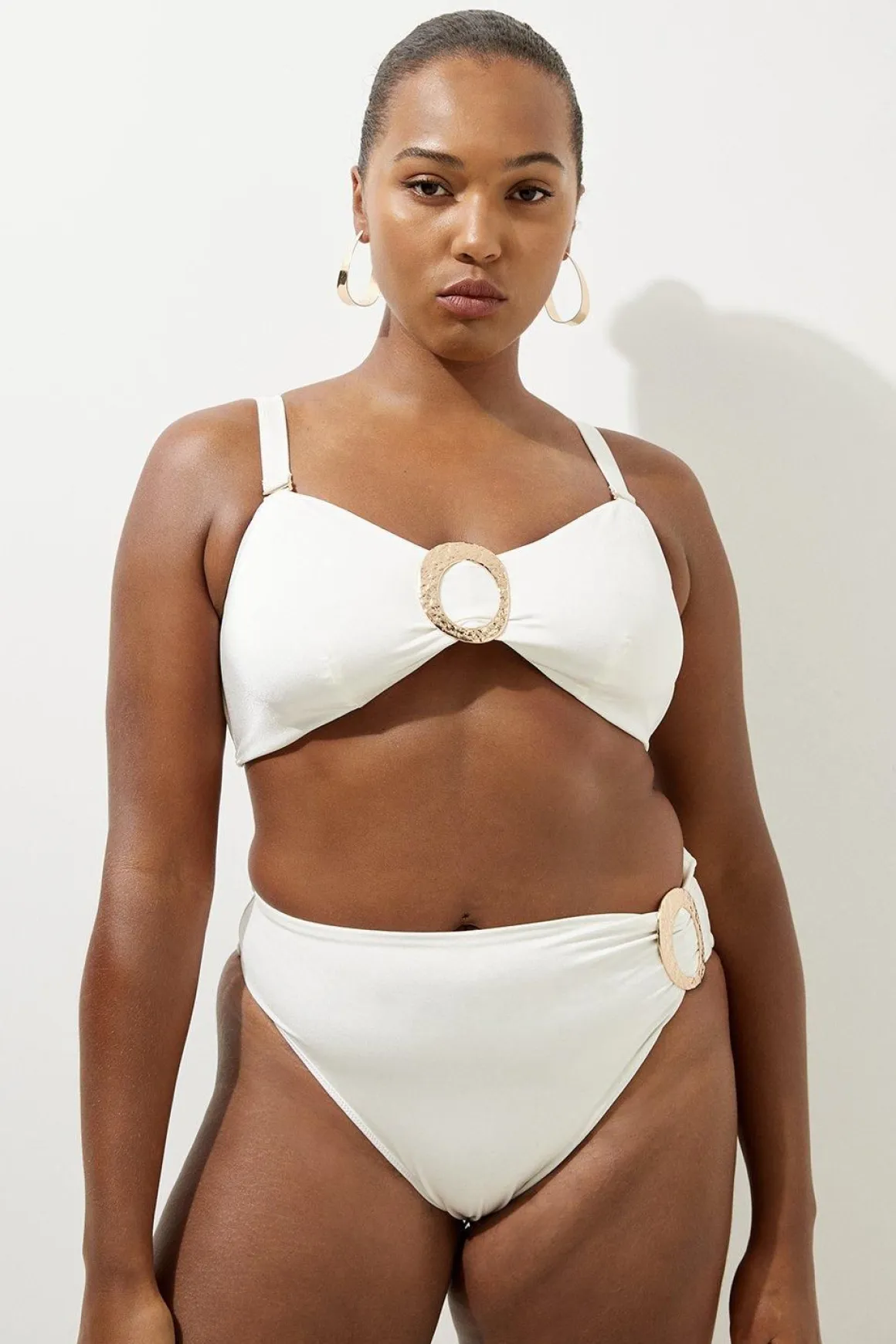 Bas de bikini grande taille avec détail de bordure lisse