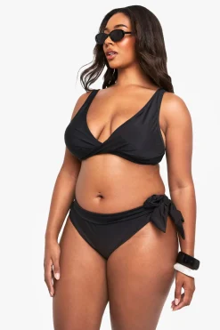 boohoo Bas de bikini à nouer pour grandes tailles<Femme Maillots De Bain|Tenues De Plage