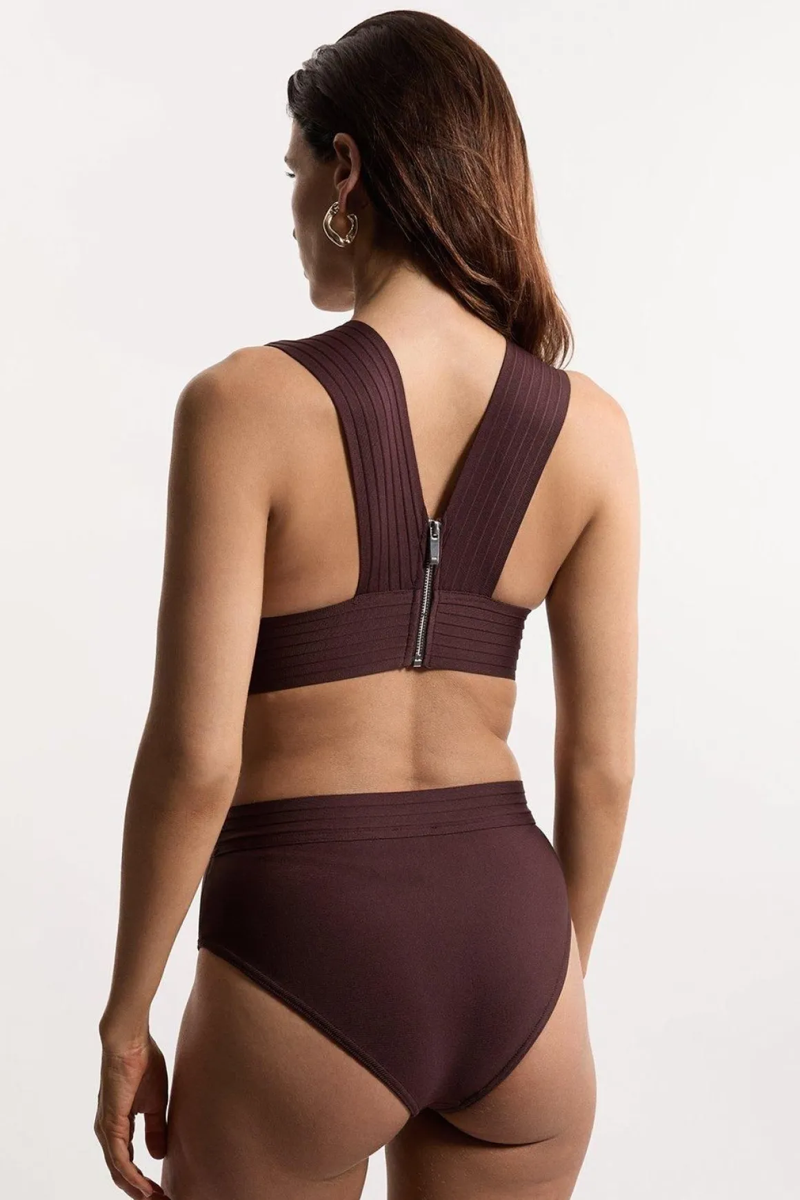 Bas de bikini taille haute avec garniture embellie effet bandage