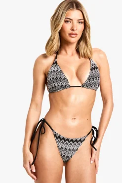 boohoo Bas de bikini tricotés à motif zigzag avec liens latéraux<Femme Maillots De Bain|Tenues De Plage