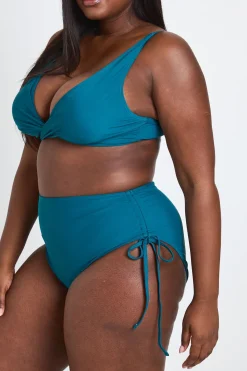 boohoo Bas De Maillot De Bain Grande Taille Essentiels Taille Haute Gainant<Femme Maillots De Bain|Tenues De Plage