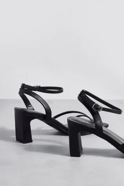 Basic Low 2 Part Heels