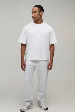Basic Man. Jogger à la coupe régulière