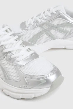 boohoo Baskets dad chunky sportives à bande métallique contrastée< Baskets