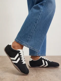 Baskets Riley À Lacets En Synthétique Avec Détails Contrastés