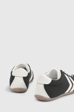 Baskets Riley À Lacets En Synthétique Avec Détails Contrastés