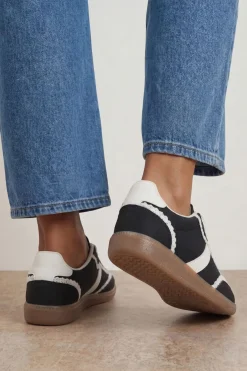Baskets Tyler En Synthétique Avec Détails En Dentelle À Lacets
