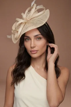 Coast Bibi Disque Relevé Avec Boucles Et Plumes< Chapeaux