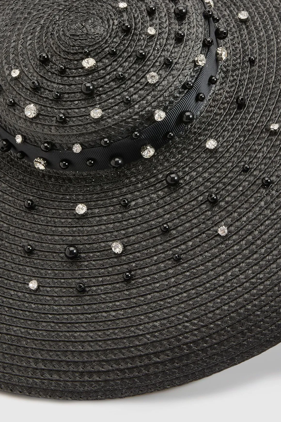 Bibi Style Canotier Avec Détail De Perles Dispersées