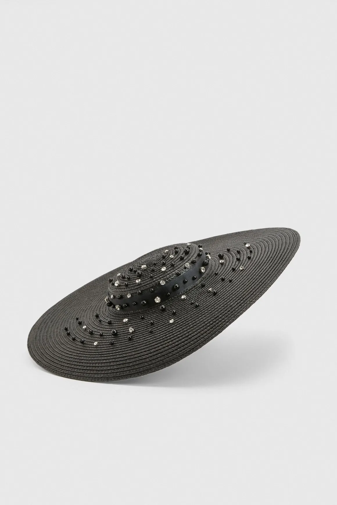 Bibi Style Canotier Avec Détail De Perles Dispersées