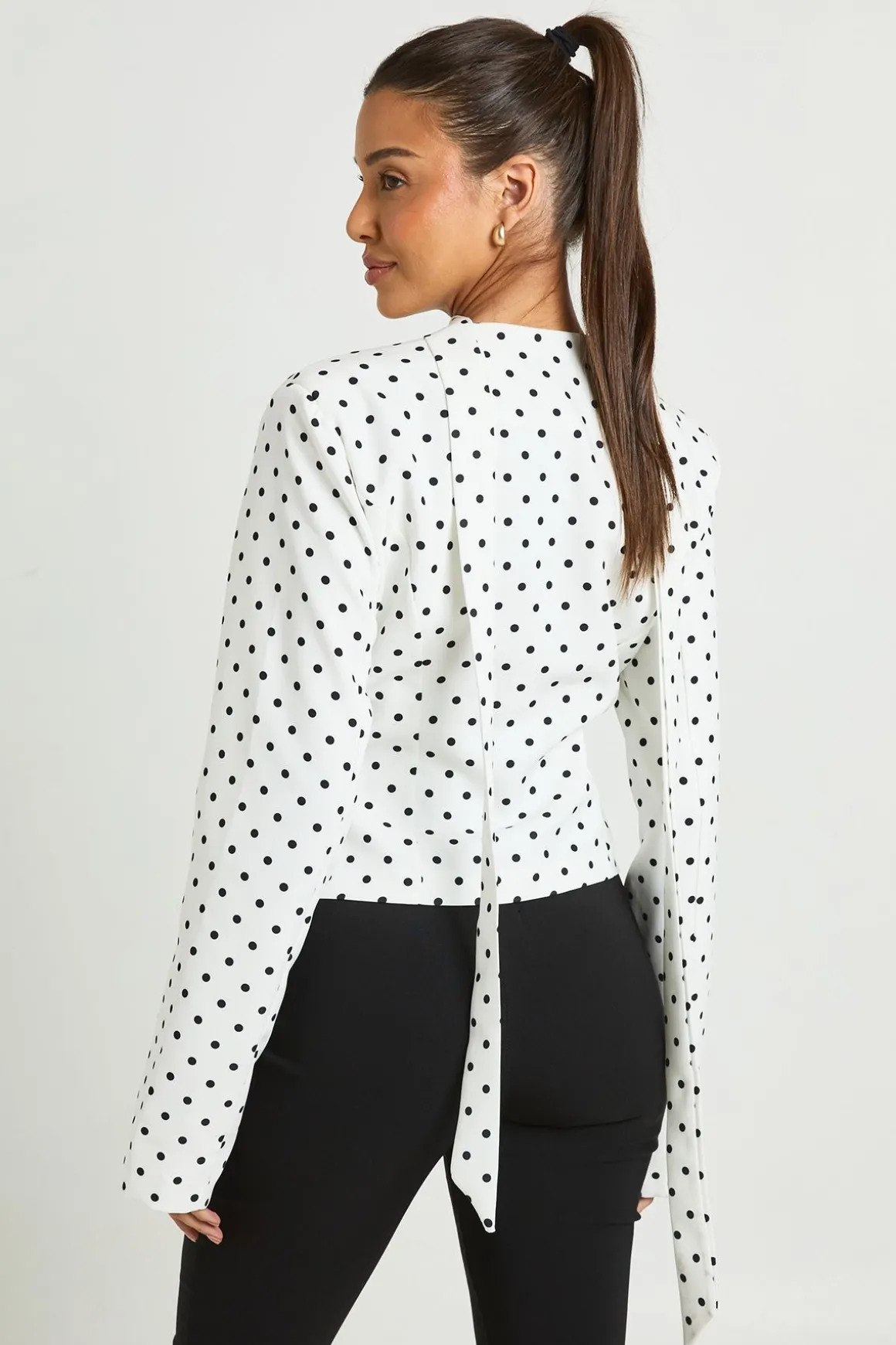 Blazer Ajusté À Détail Foulard À Pois