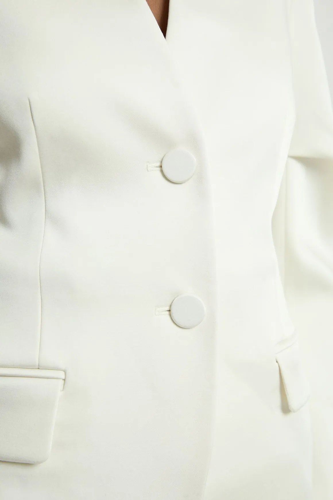 Blazer Cintré En Satin Sans Col