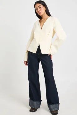 boohoo Blazer Cintré En Sergé À Manches Bouffantes<Femme Tailleurs|Blazers