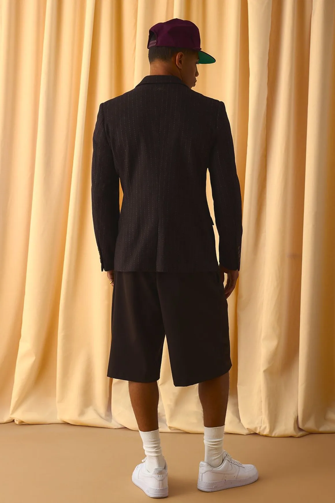 Blazer cintré à fines rayures