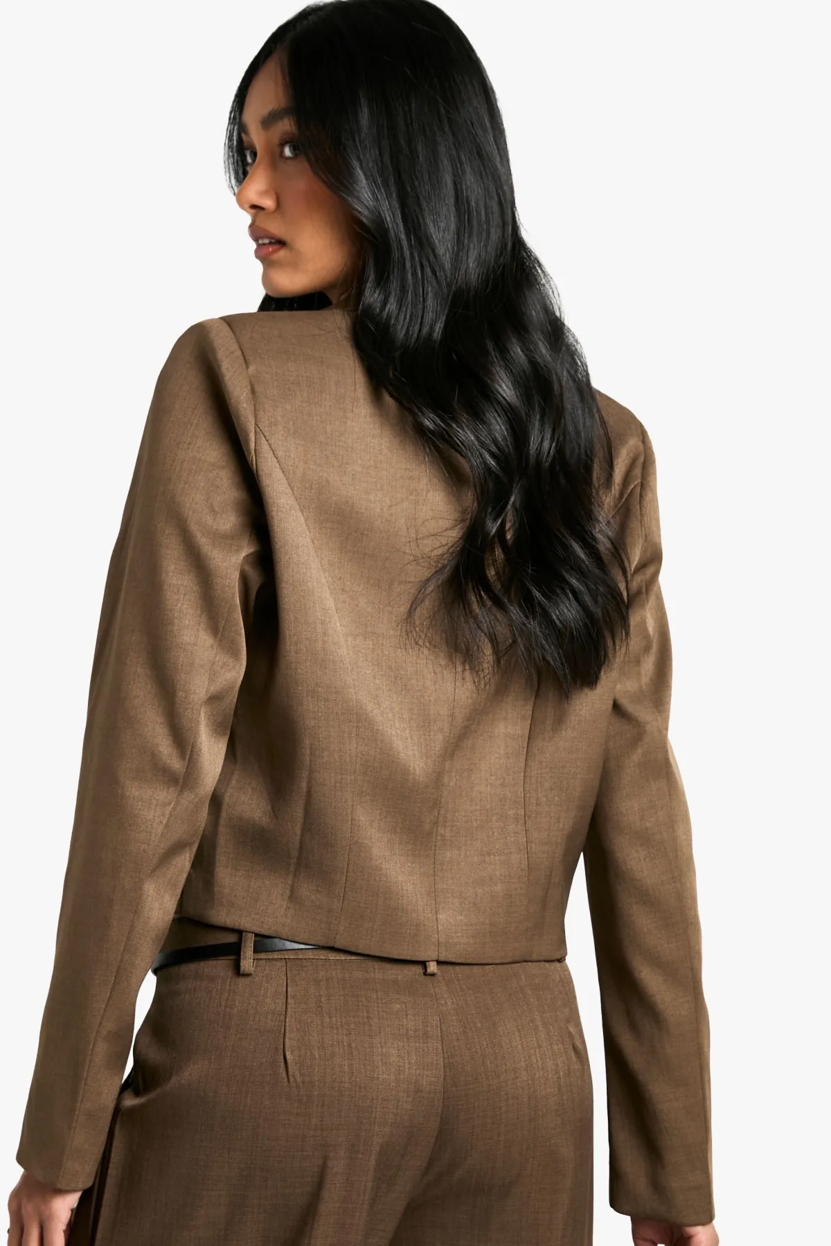boohoo Blazer court ajusté en tissu tissé, style boxy crop<Femme Blazers|Vestes & Manteaux