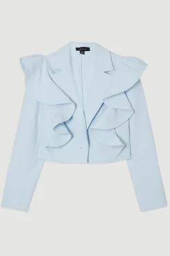 Blazer court ajusté à simple boutonnage avec volants dramatiques