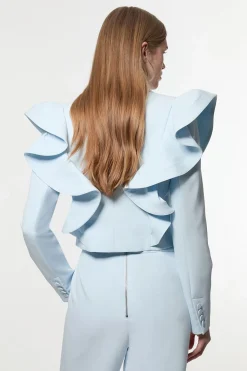 Blazer court ajusté à simple boutonnage avec volants dramatiques