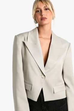 boohoo Blazer Court Asymétrique à Revers Surdimensionnés<Femme Blazers|Vestes & Manteaux