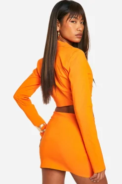 boohoo Blazer court avec détails de finition super stretch<Femme Blazers|Vestes & Manteaux
