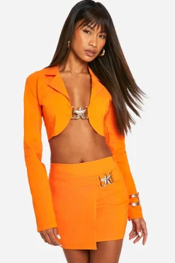 boohoo Blazer court avec détails de finition super stretch<Femme Blazers|Vestes & Manteaux