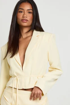 boohoo Blazer Court Avec Lien À Nouer Au Dos<Femme Tailleurs|Blazers