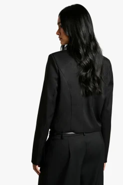 Blazer court, structuré et boxy en tissu tissé