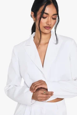 Blazer court tissé sur‐mesure pour les occasions