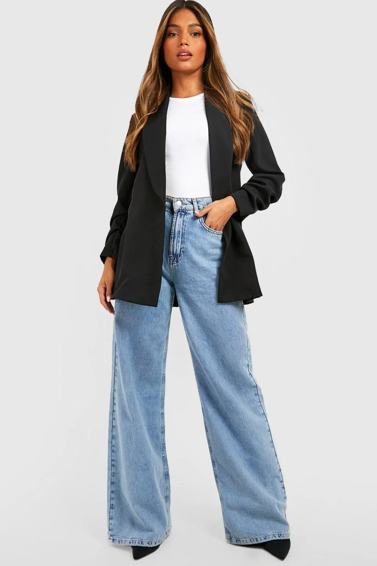 boohoo Blazer de base en tissu tissé à manches froncées et à col plongeant<Femme Tailleurs|Blazers
