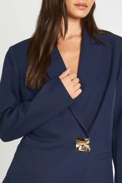 boohoo Blazer Long À Simple Boutonnage Avec Finitions Dorées<Femme Tailleurs|Blazers