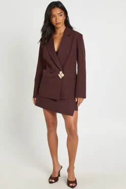 boohoo Blazer Petite Cintré Simple Boutonnage Avec Finitions Dorées<Femme Tailleurs|Blazers