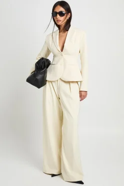 Blazer Péplum À Taille Cintrée