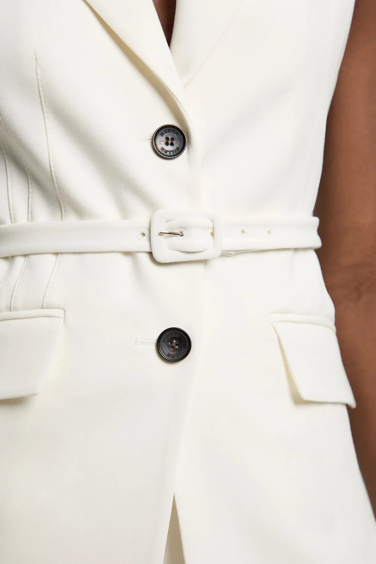 KarenMillen Blazer Sans Manches Cintré En Crêpe Structuré Avec Ceinture Petite<Femme Tailleurs|Blazers