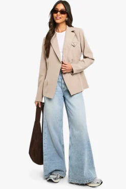 Blazer structuré avec détail de poche